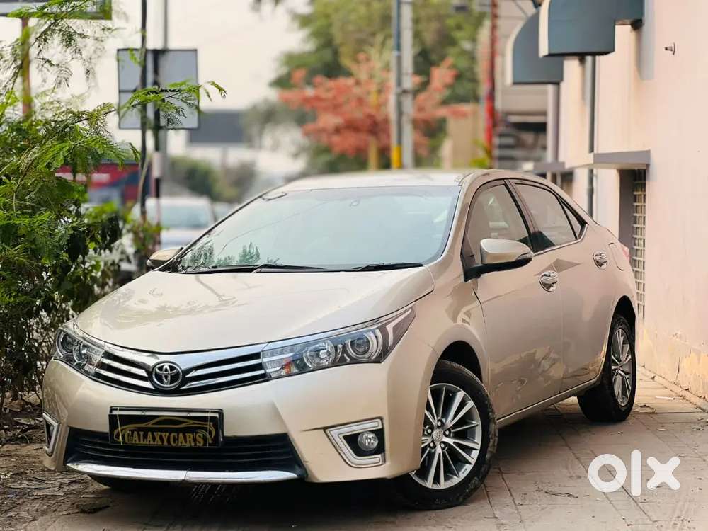 Toyota Corolla Altis 2015