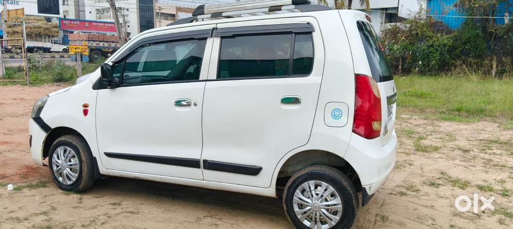 Maruti Suzuki Eeco 7 Seater Standard, 2012, Petrol