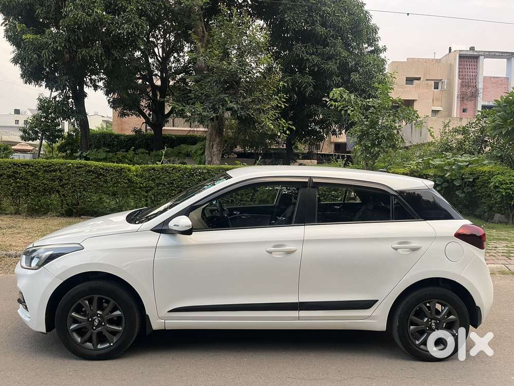 Hyundai I20 1.2 Sportz (o), 2020, Petrol