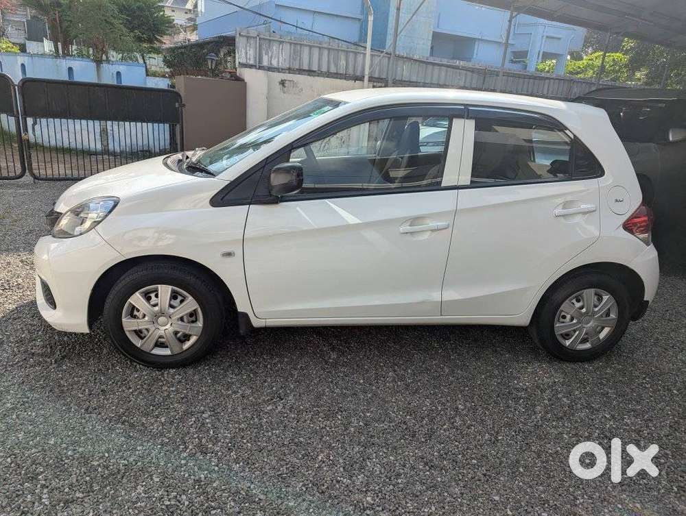 Honda Brio 1.2 E Mt, 2017, Petrol