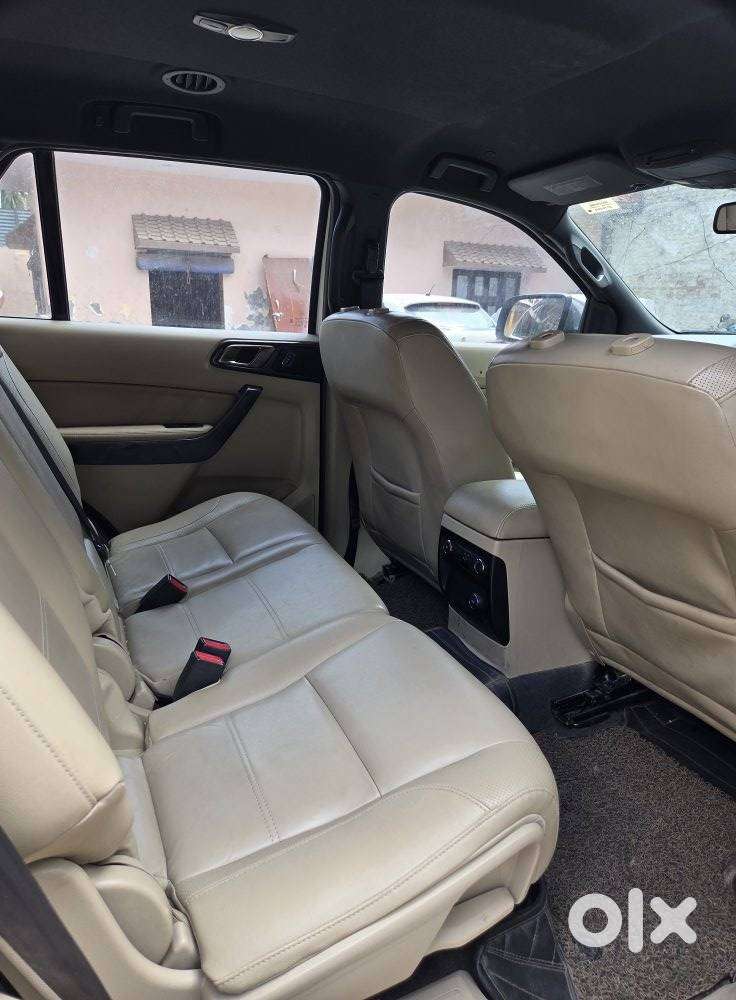 Ford Endeavour 2.2 Titanium At 4x2, 2016, Diesel