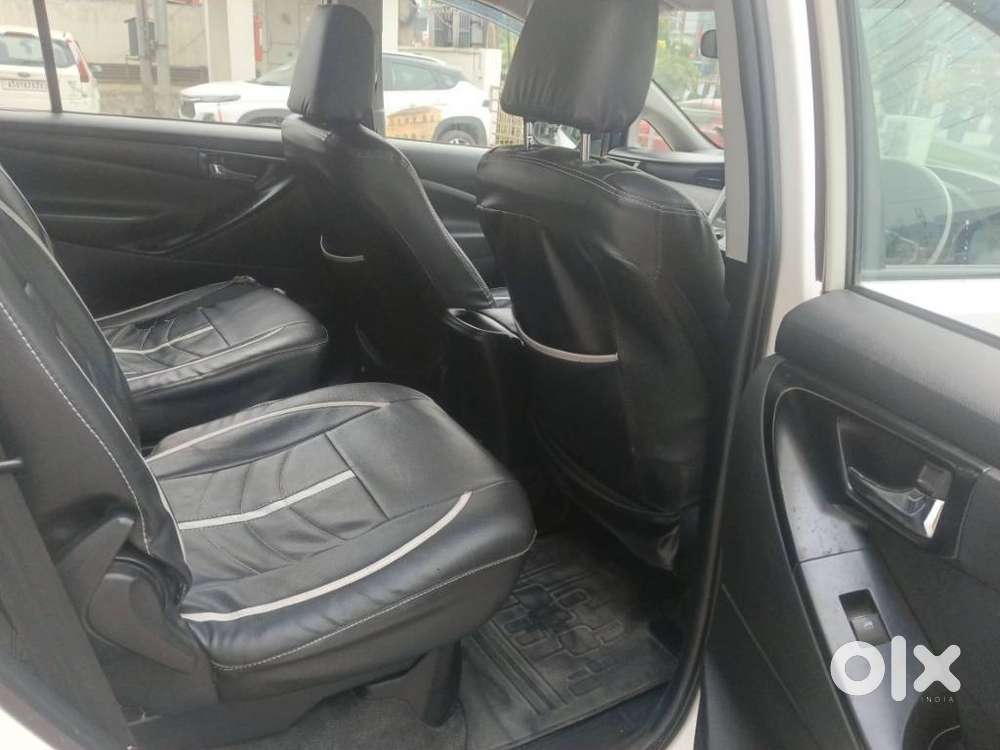 Toyota Innova Crysta 2.4 G Mt, 2017, Diesel
