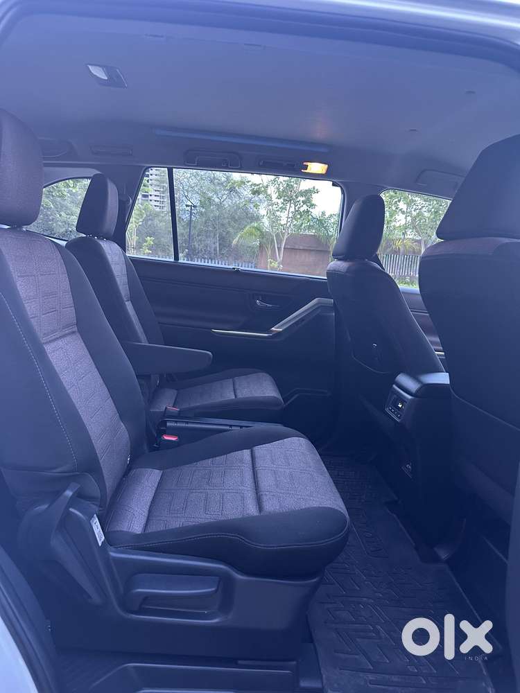 Toyota Innova Hycross 2.0 Vx Hybrid 7 Str, 2024, Petrol