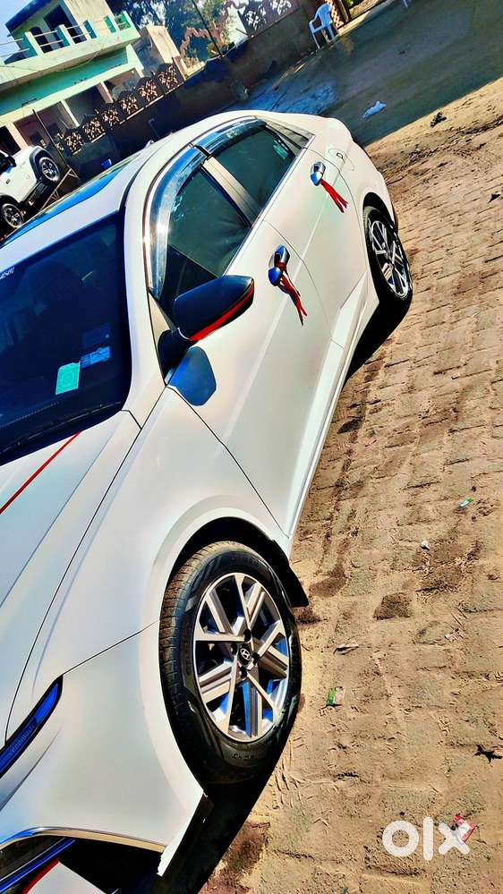 September 2023 Model Both Keys Good Condition Car Sx Manual Transmissi