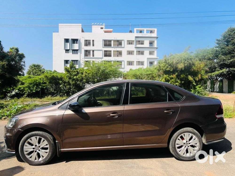 Volkswagen Vento, 2015, Petrol