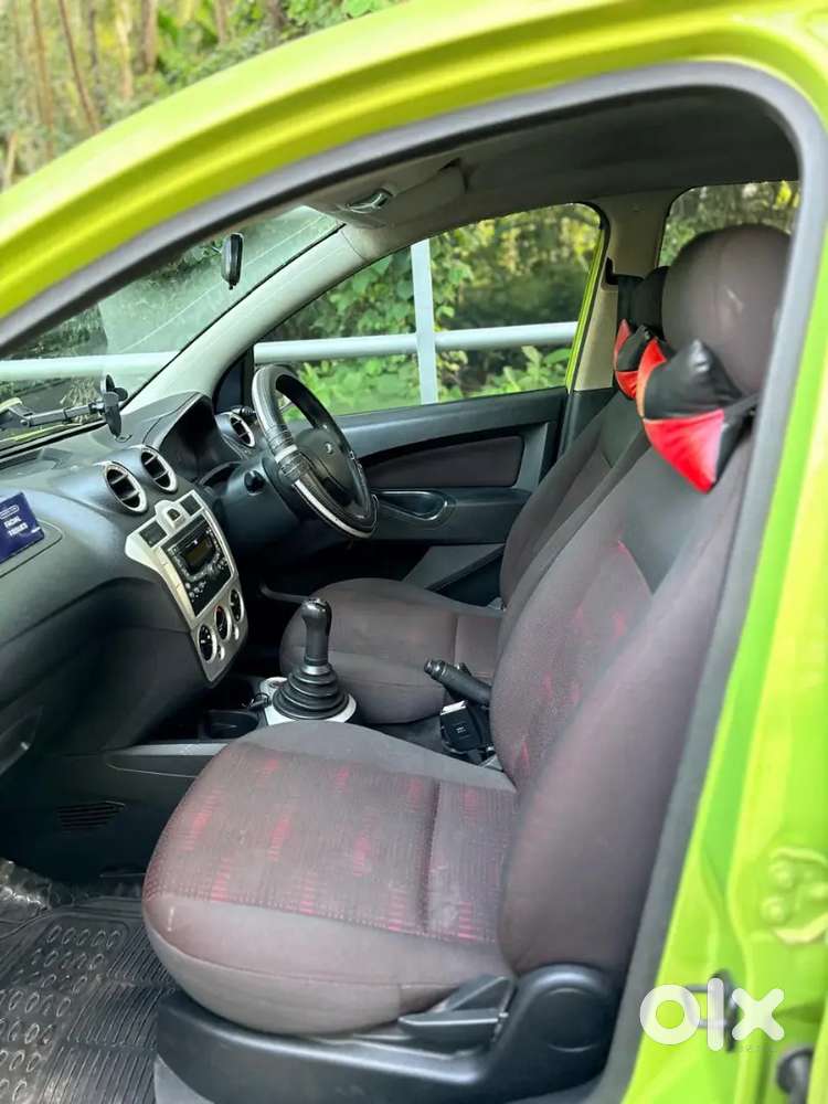 Ford Figo Petrol 2011