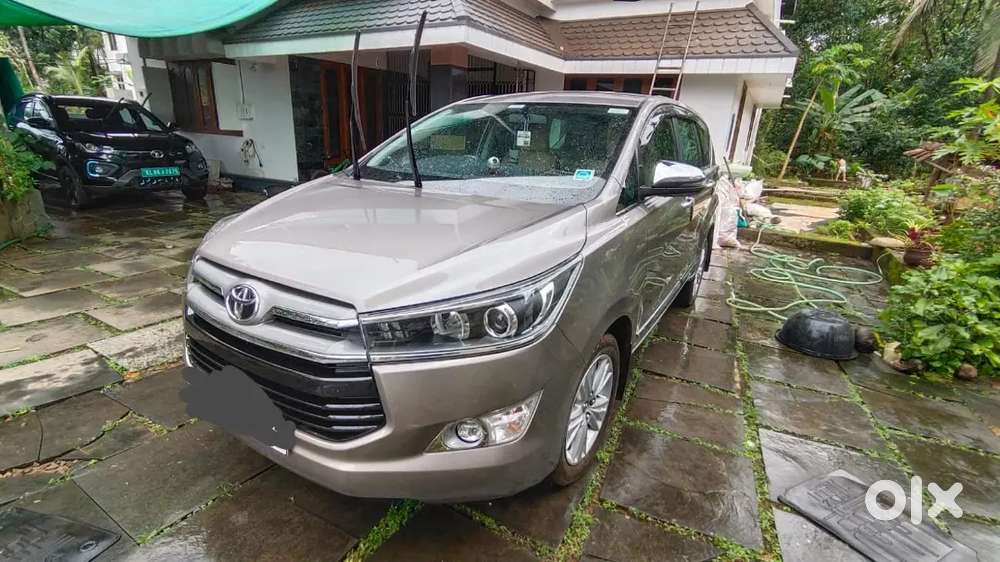 Toyota Innova Crysta 2019/2020 Regn