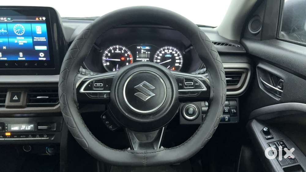 Maruti Suzuki Brezza 1.5 Zxi At Smart Hybrid Dual Tone, 2022, Petrol