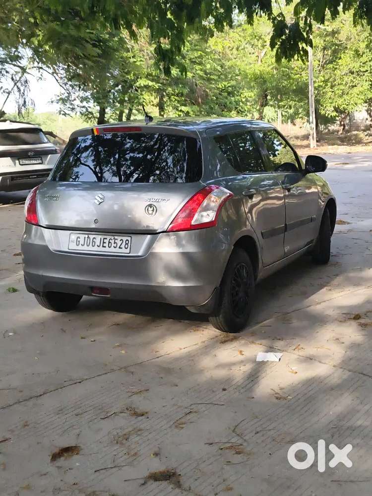 Maruti Suzuki Swift 2015