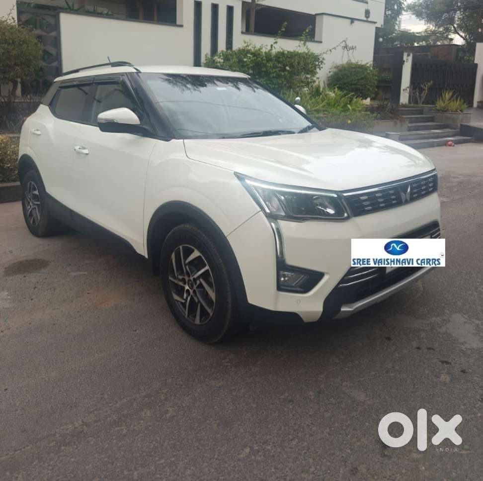Mahindra Xuv300 W8 (o) 1.5 Diesel Amt, 2023, Diesel
