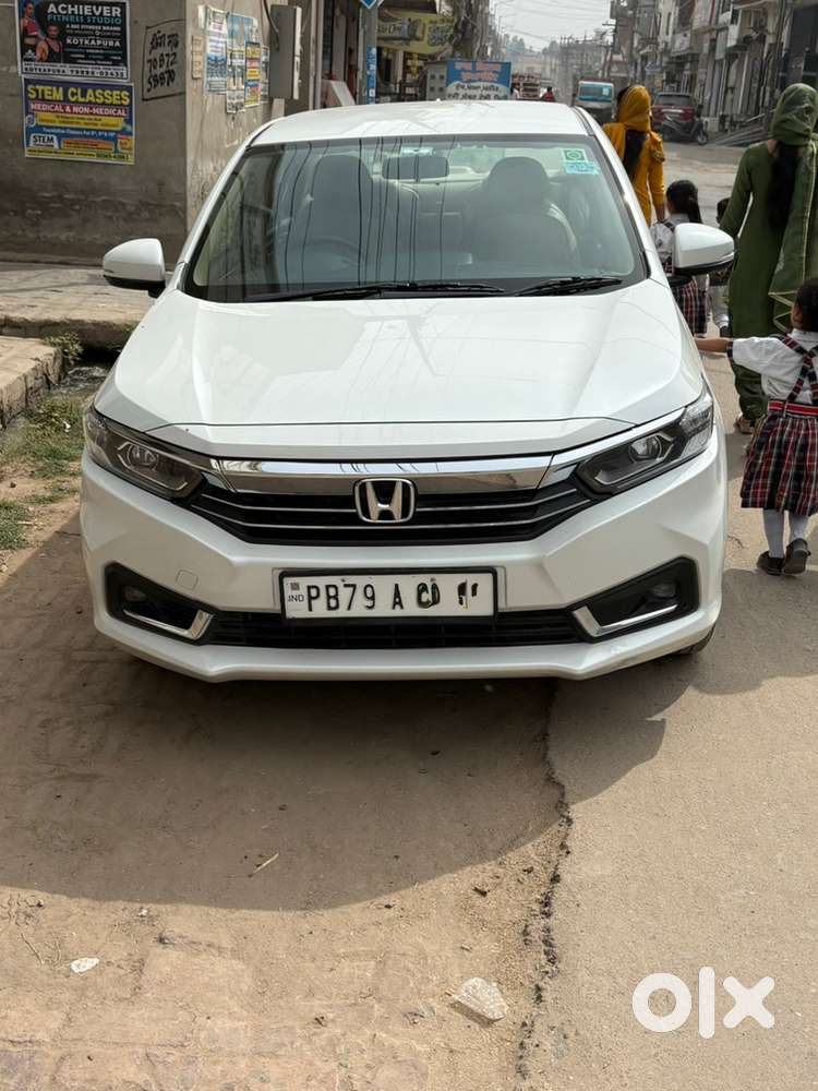Honda Amaze 2nd Gen 2022 Automatic Petrol Well Maintained