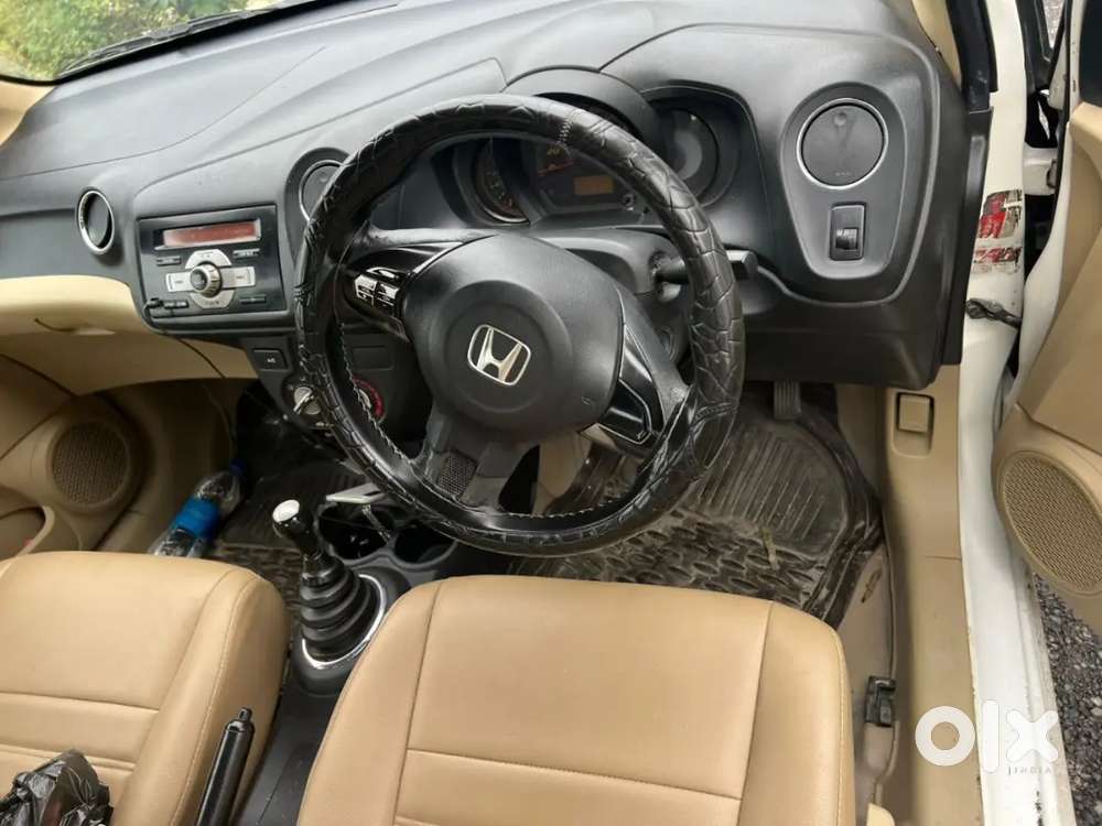 Honda Amaze 2nd Gen 2014 Diesel 82000 Km Driven