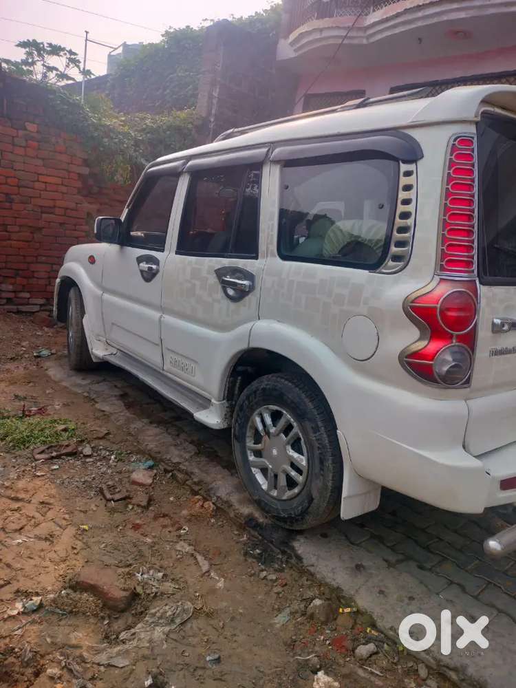 Mahindra Scorpio Getaway Diesel 2015