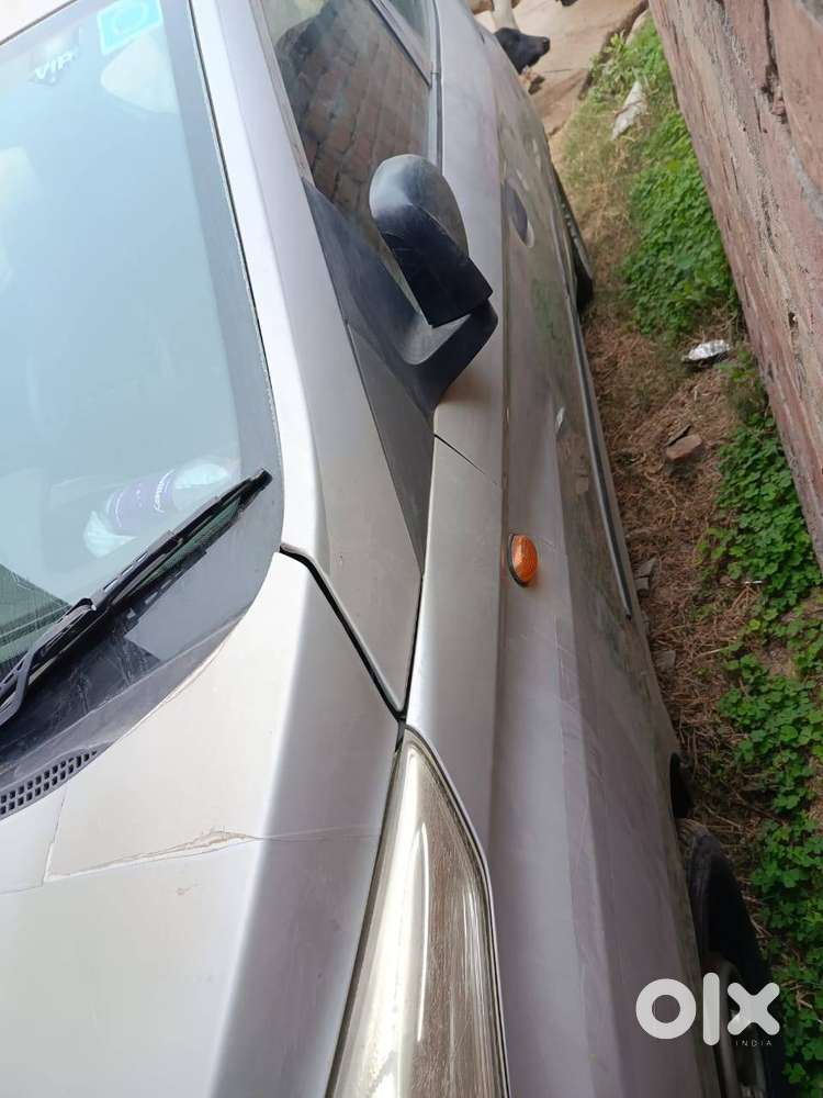Hyundai Eon 2012 Petrol 800000 Km Driven