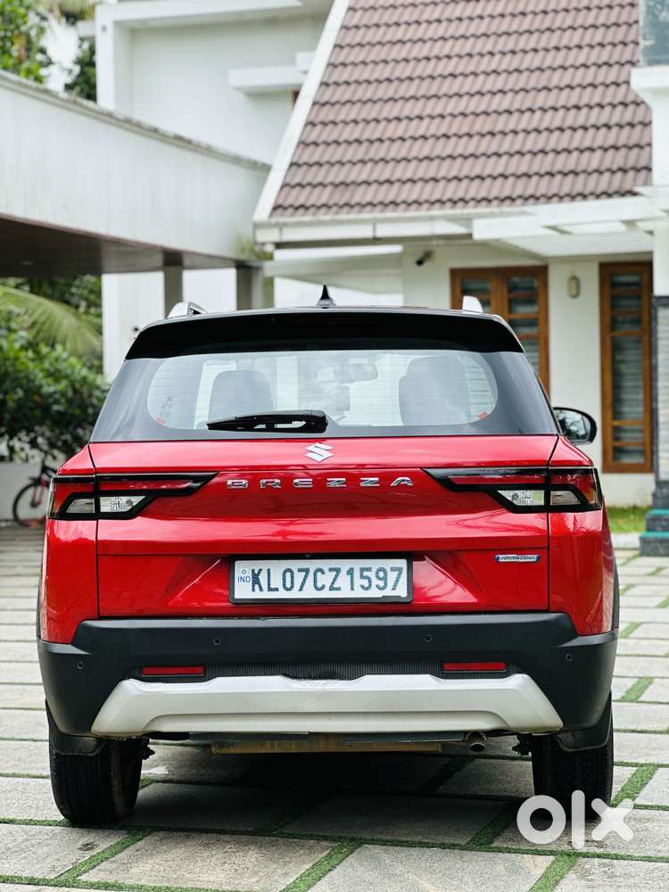 Maruti Suzuki Vitara Brezza Zxi + Amt Dual Tone, 2022, Petrol