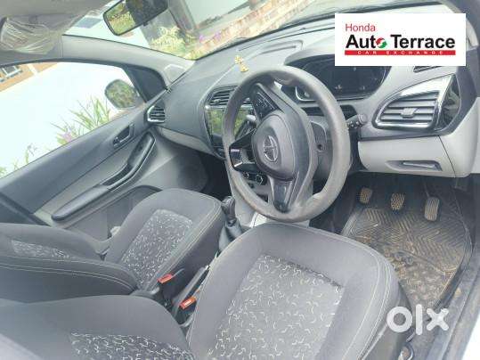 Tata Tiago 1.2 Revotron Xt (o), 2021, Petrol