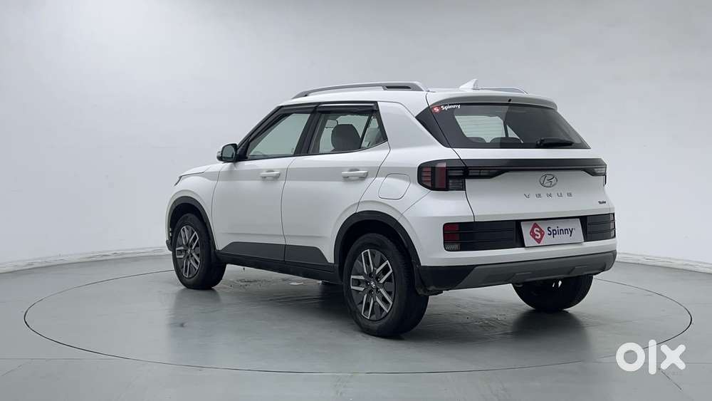 Hyundai Venue S (o) 1.0 Turbo Mt, 2023, Petrol