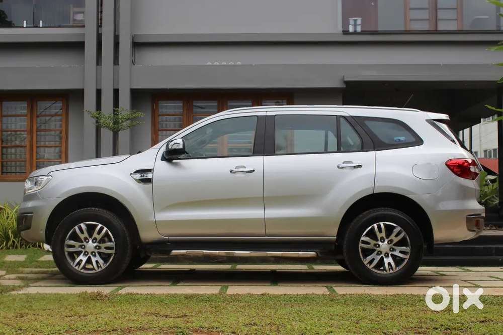 Ford Endeavour 3.2 Titanium 4&times;4