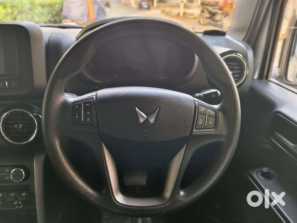 Mahindra Thar Petrol 2024