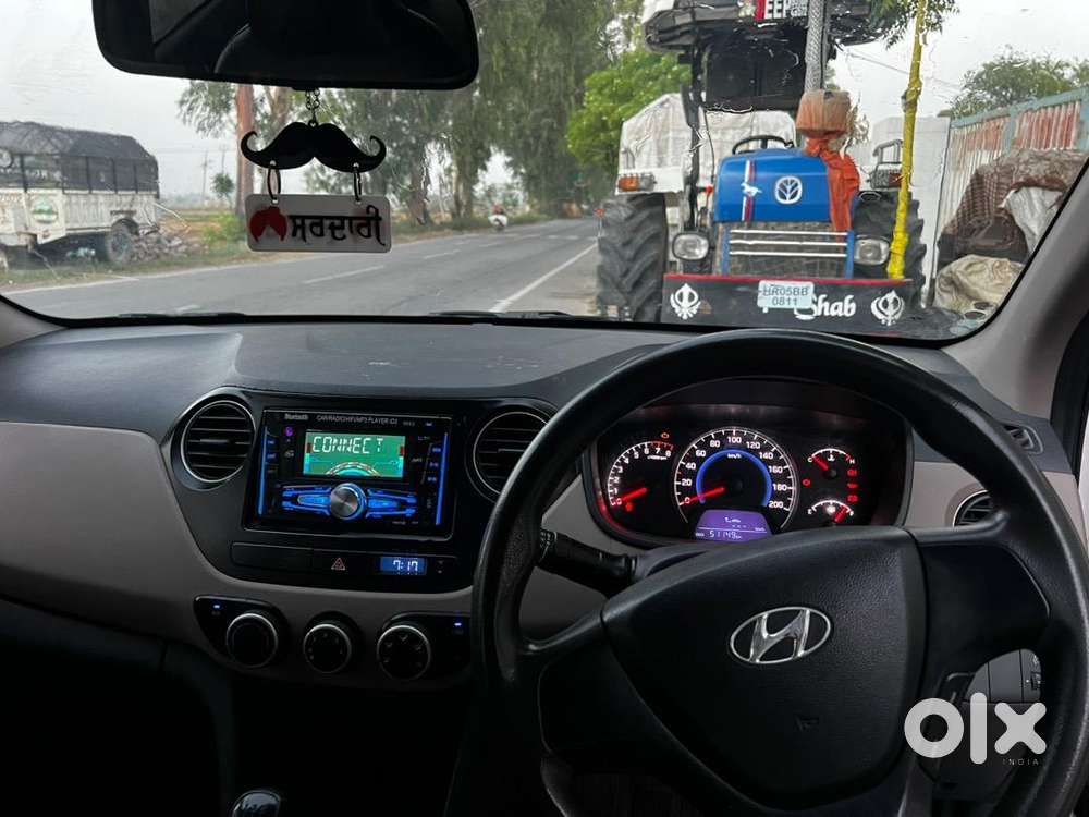 Hyundai 2016 Manual Petrol Car