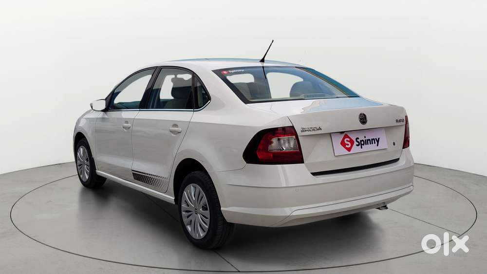 Skoda Rapid 1.0 Tsi Active, 2021, Petrol