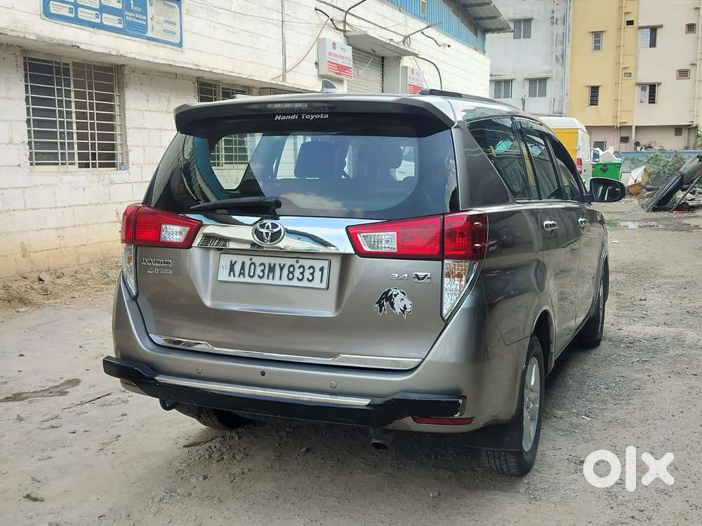 Toyota Innova Crysta 2.4 Vx Mt 8s, 2016, Diesel