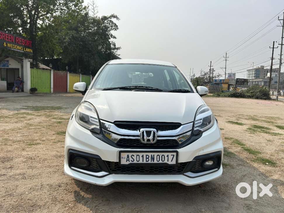 Honda Mobilio, 2014, Diesel