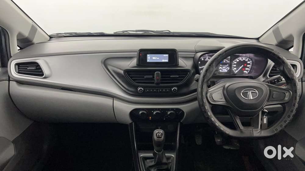 Tata Altroz 1.2 Xe Rhytm Petrol, 2021, Petrol