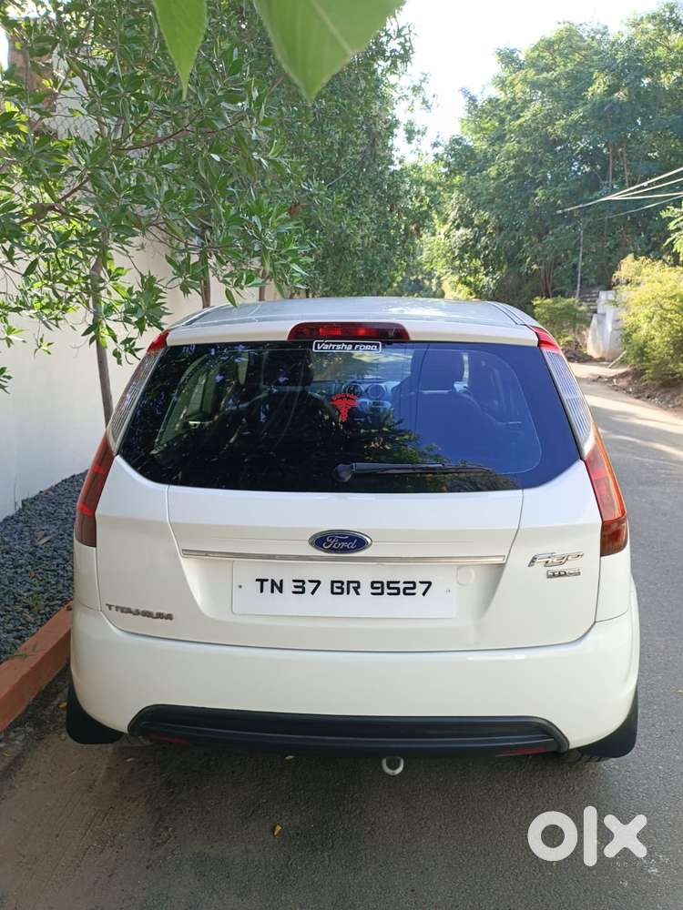 Ford Figo Diesel Titanium, 2011, Petrol
