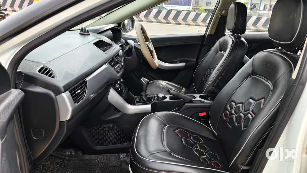 Tata Nexon 1.5 Revotorq Xm (s), 2021, Petrol