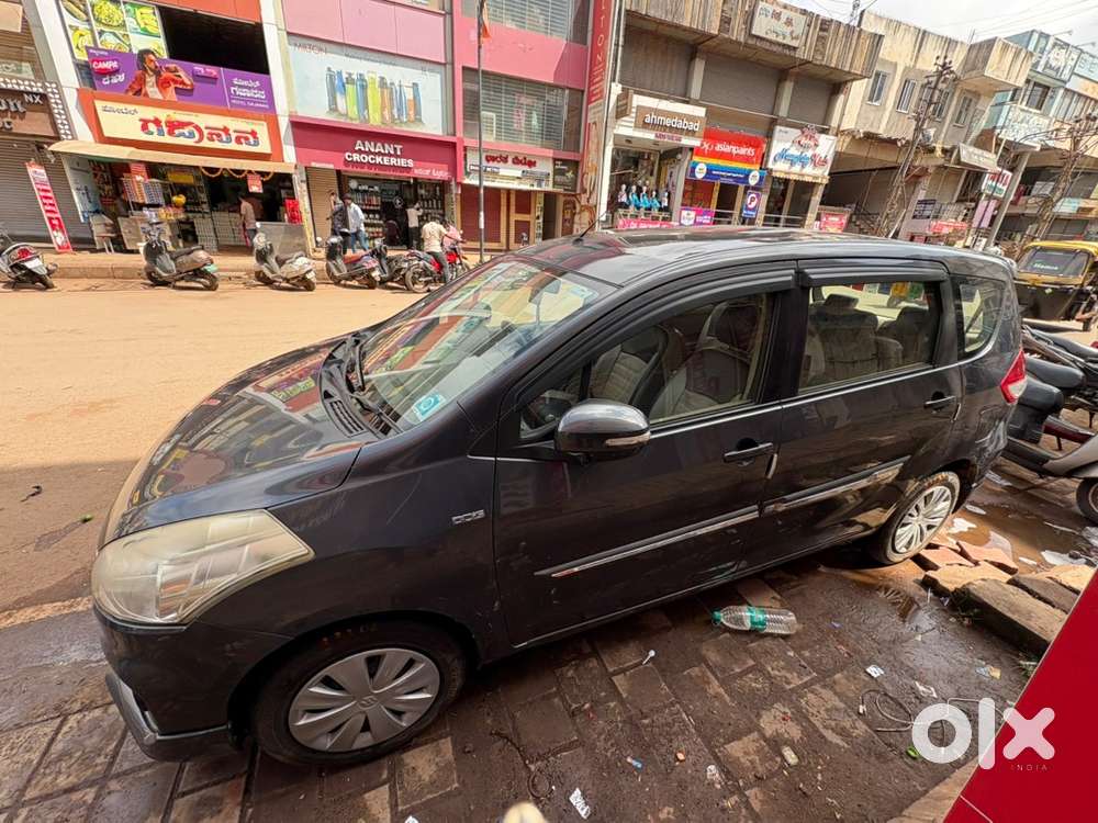 Maruti Suzuki Ertiga 2017 Diesel 142000 Km Driven