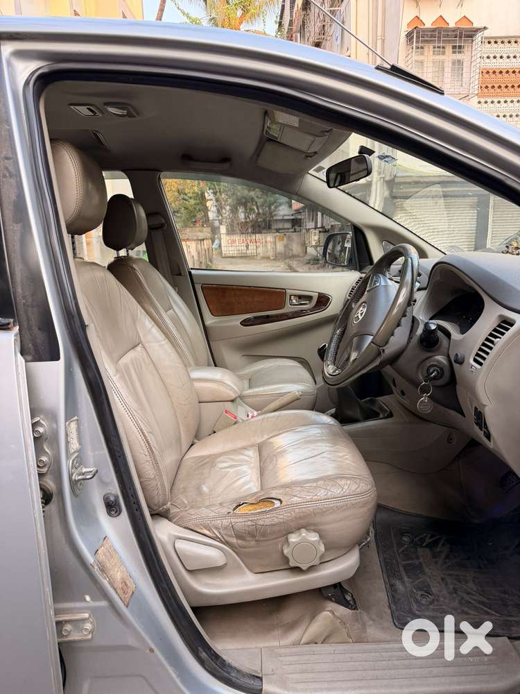 Toyota Innova 2.5 Vx (diesel) 7 Seater, 2013, Diesel