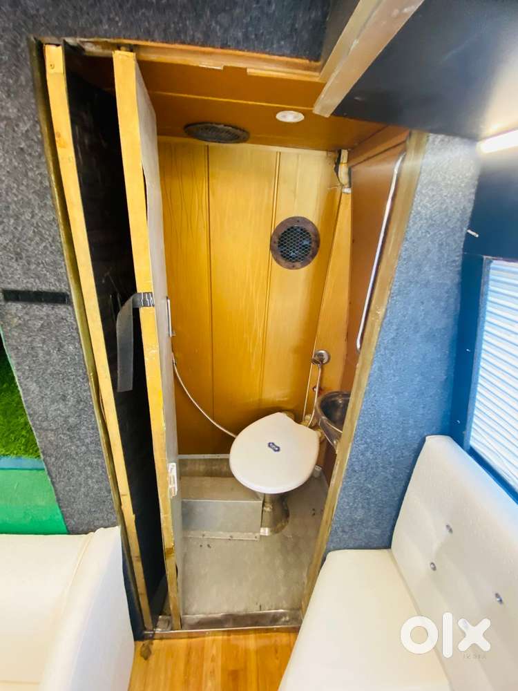 Force Motors Trax Cruiser 12 Str Ac, 2011, Diesel