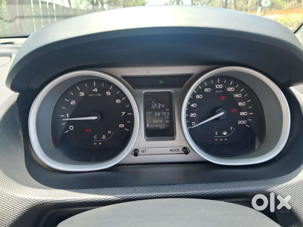 Tata Tiago Xz, 2016, Petrol