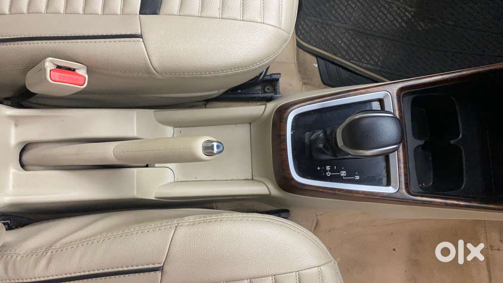 Maruti Suzuki Swift Dzire Zxi + Amt, 2018, Petrol