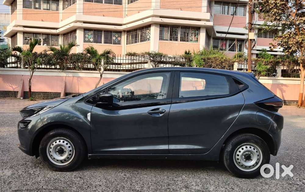 Tata Altroz Xe Petrol, 2021, Petrol