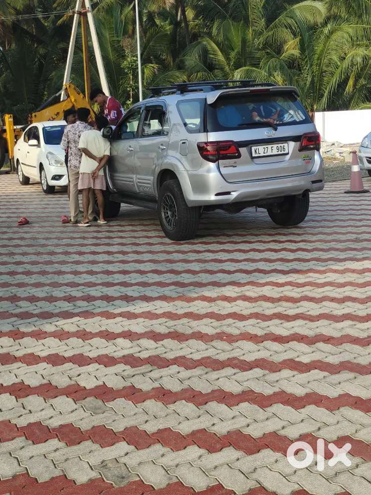 Toyota Fortuner Diesel Mt 2015