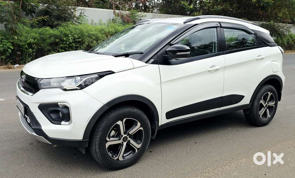 Tata Nexon 1.2 Revotron Xza Plus, 2022, Petrol