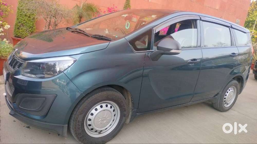 Mahindra Marazzo 2023 Diesel 80000 Km Driven