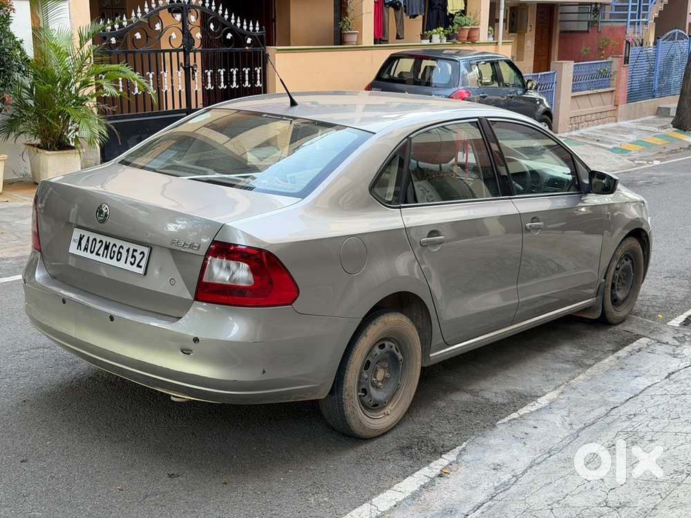 Skoda Rapid 1.6 2012
