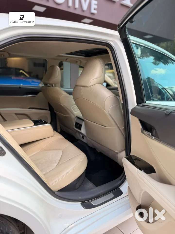 Toyota Camry Hybrid, 2019, Petrol