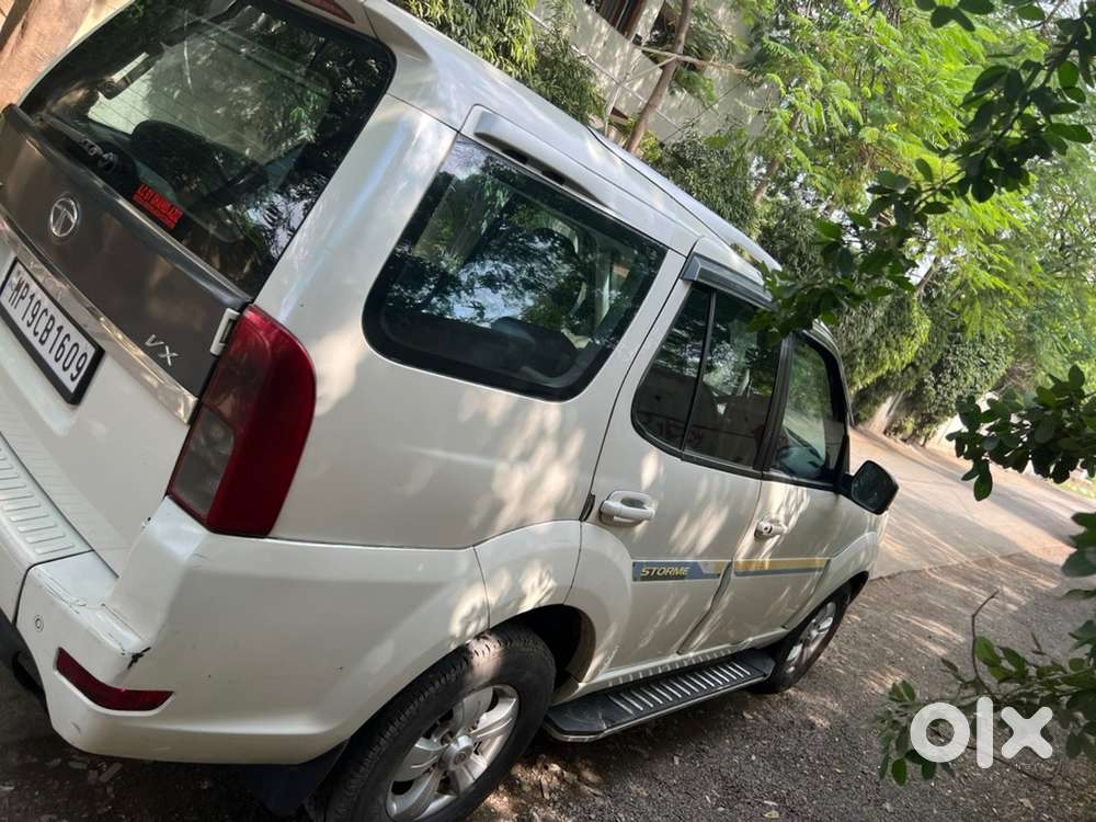 Tata Safari Storme