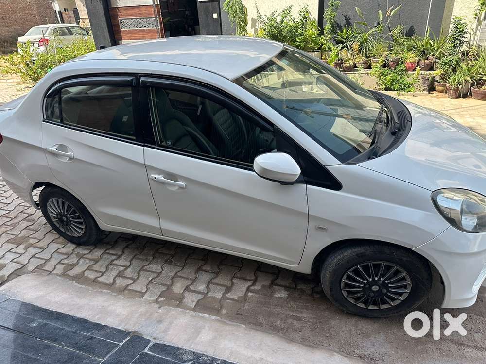 Honda Amaze Diesel 2013