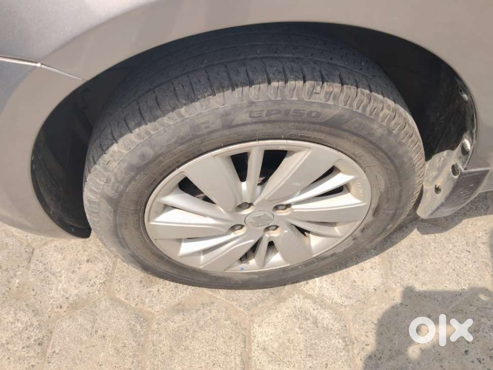 Maruti Suzuki Swift Zxi, 2015, Petrol