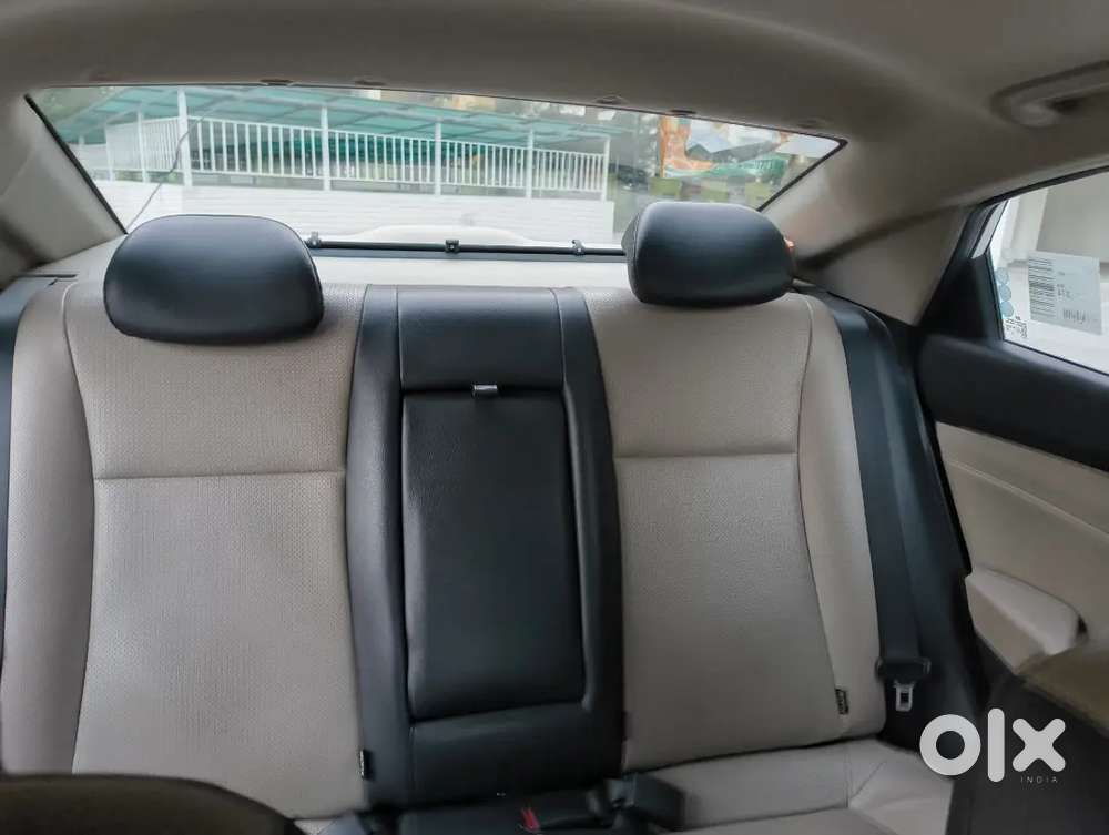 Hyundai Verna 1.5 Crdi Mt Sx(o)