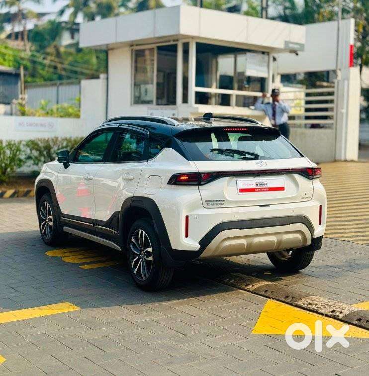 Toyota Urban Cruiser Taisor V 1.0 Petrol At Dual Tone, 2024, Petrol