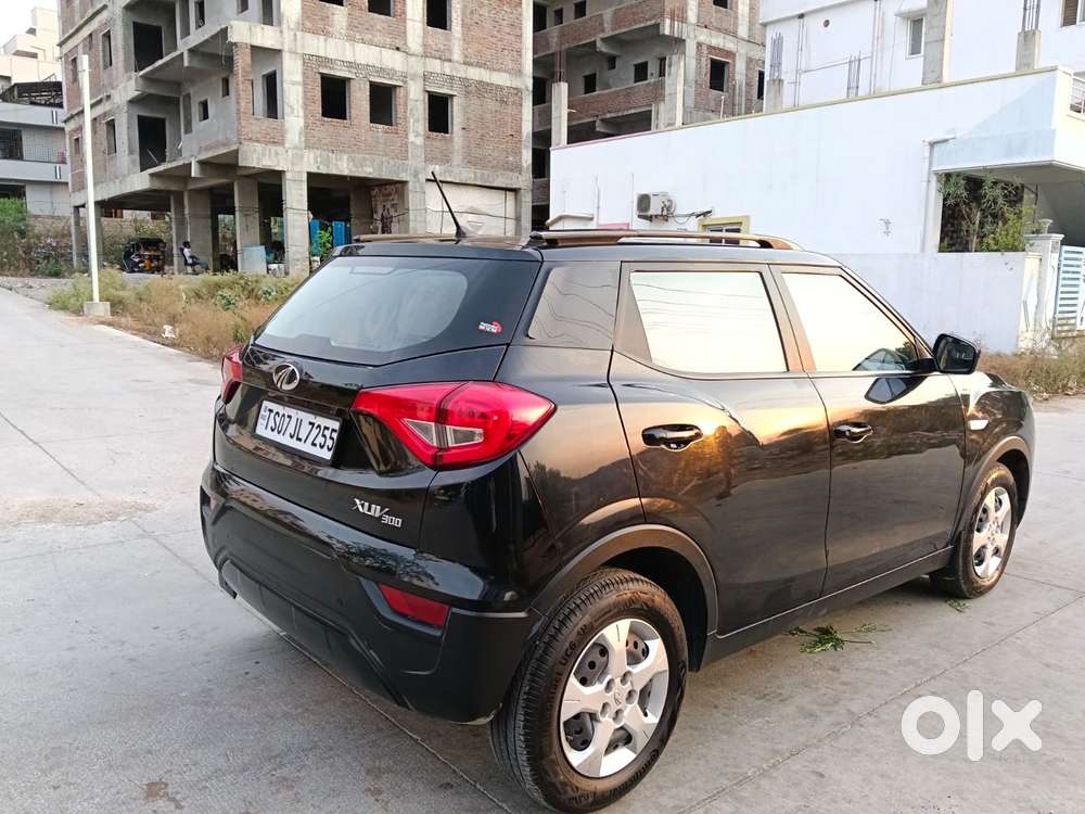 Mahindra Xuv300 W6 Diesel, 2022, Diesel