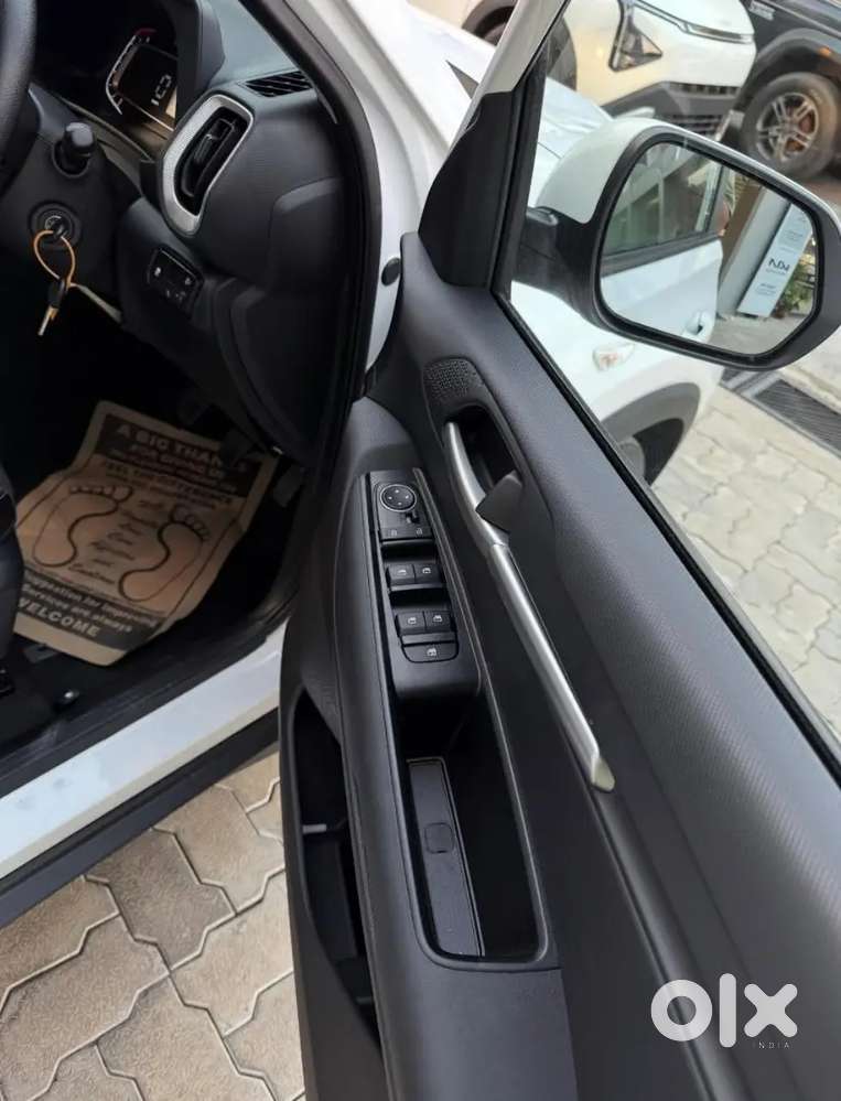 Tata Nexon 2023 Petrol 23000 Km Driven