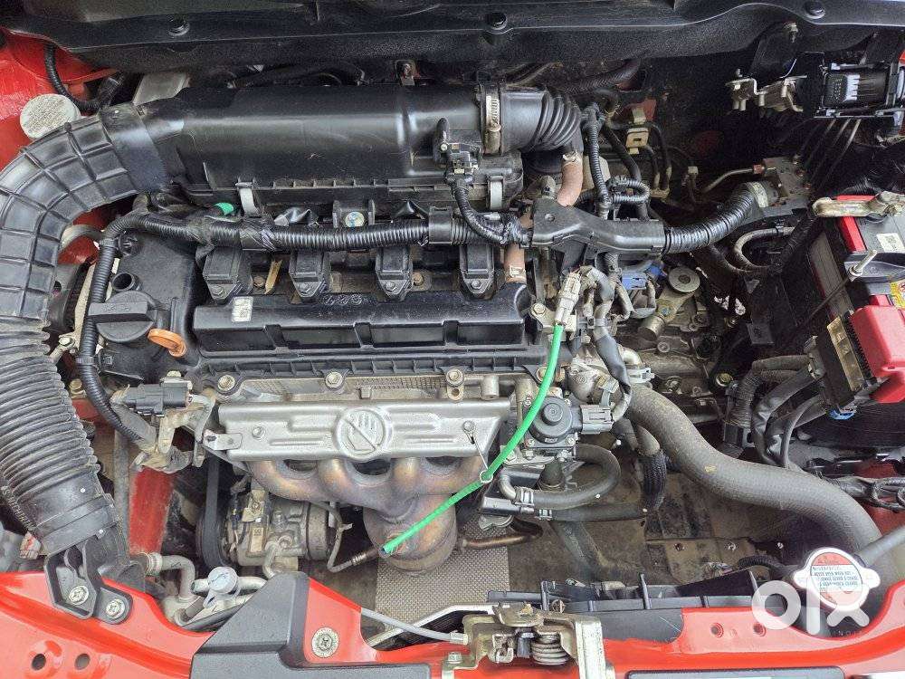 Maruti Suzuki Swift Vxi + Manual, 2024, Petrol
