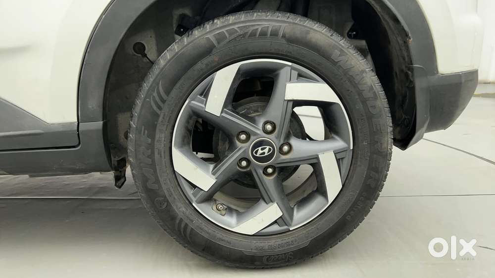 Hyundai Venue Sx Plus Turbo Dct, 2022, Petrol